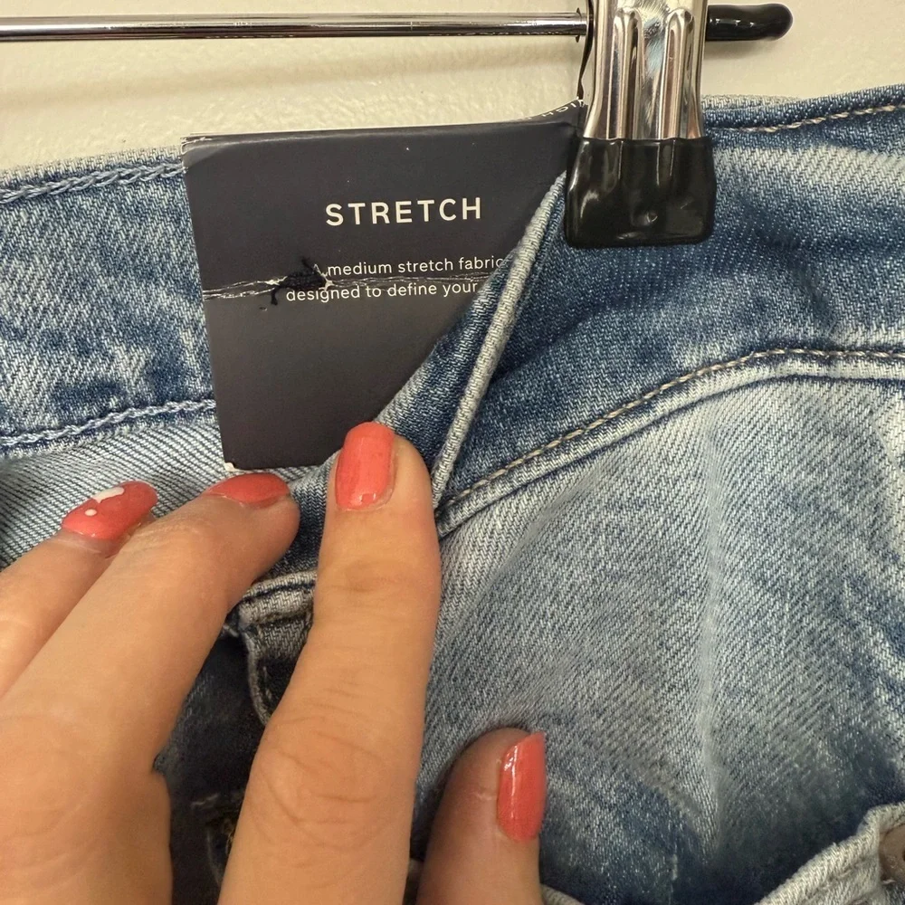 GAP Light Blue Stretchy Straight Leg Jeans NWT Size 10/30
